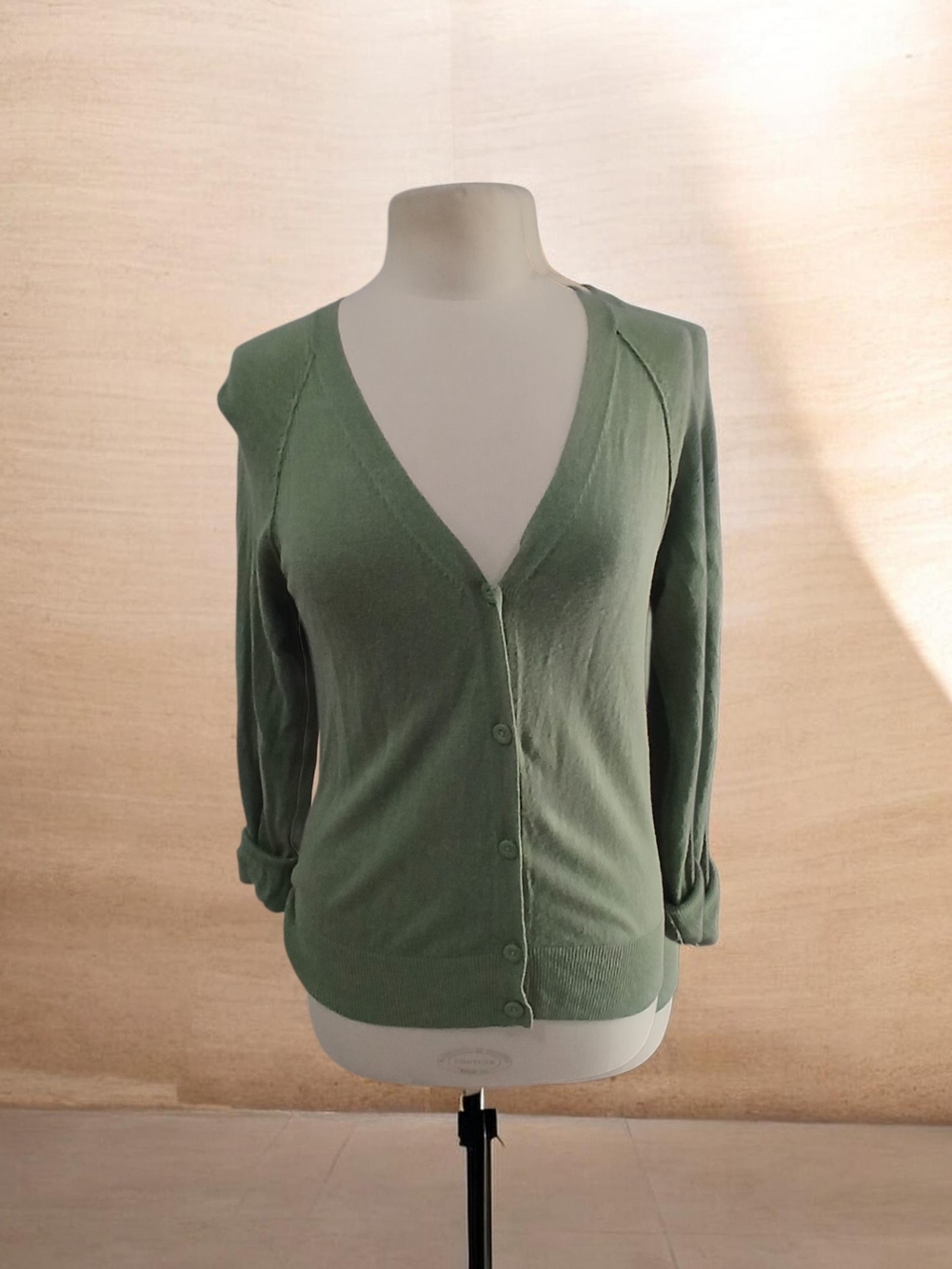 Gap Linen Blend Lightweight Button Down V-Neck Cardigan Sweater